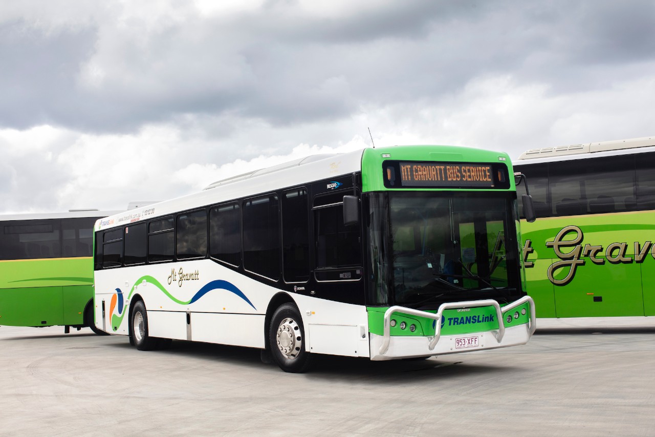 Passenger freighter bus