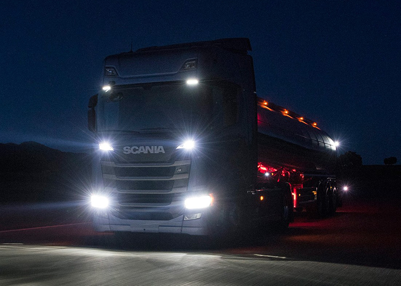 R-Series Trucks: Strong, Athletic, Dynamic | Scania Australia