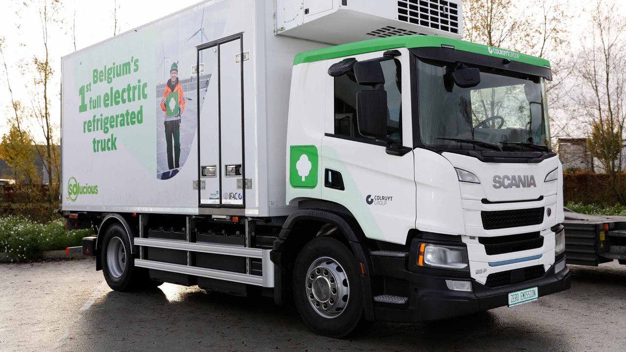 Colruyt Group neemt eerste Scania elektrische truck in gebruik
