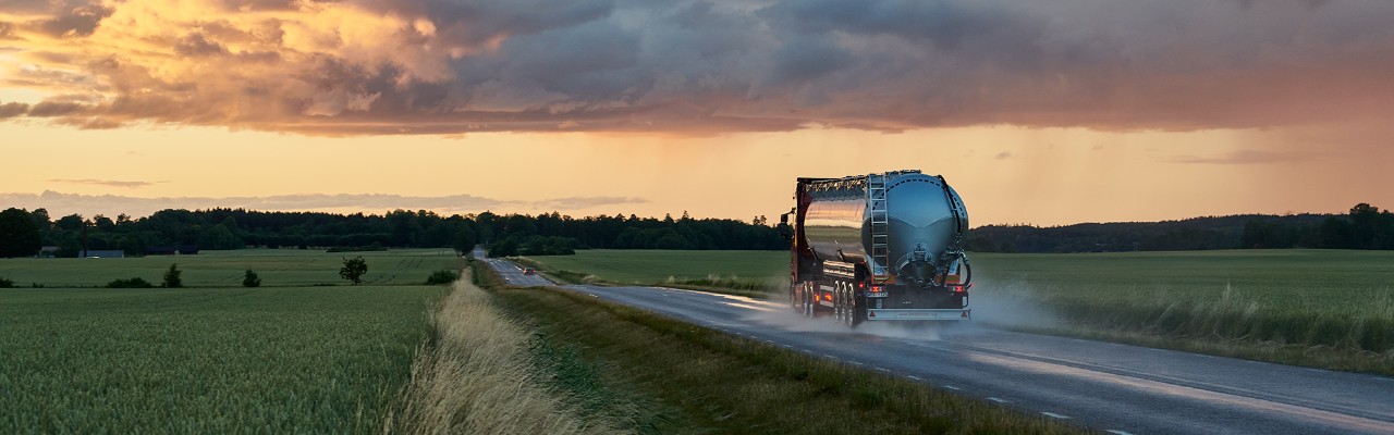 S-serie bij zonsondergang