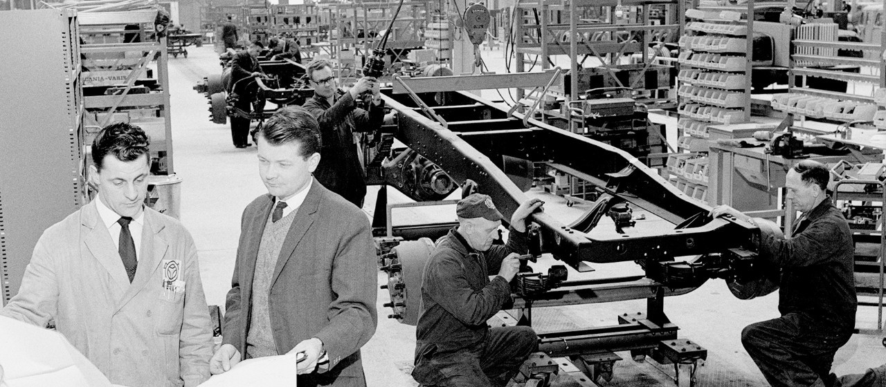1964: Нов завод в Зволе, Холандия 