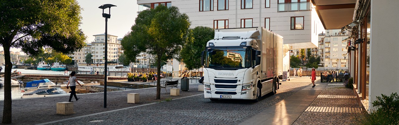 Caminhão Scania linha P