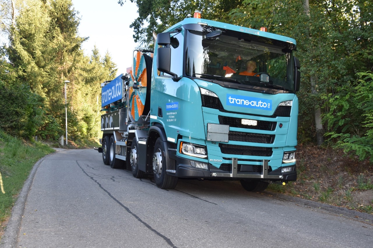 Einfach sauber – der neue Scania R500 mit KAISER Aqua-Star II der trans-auto ag