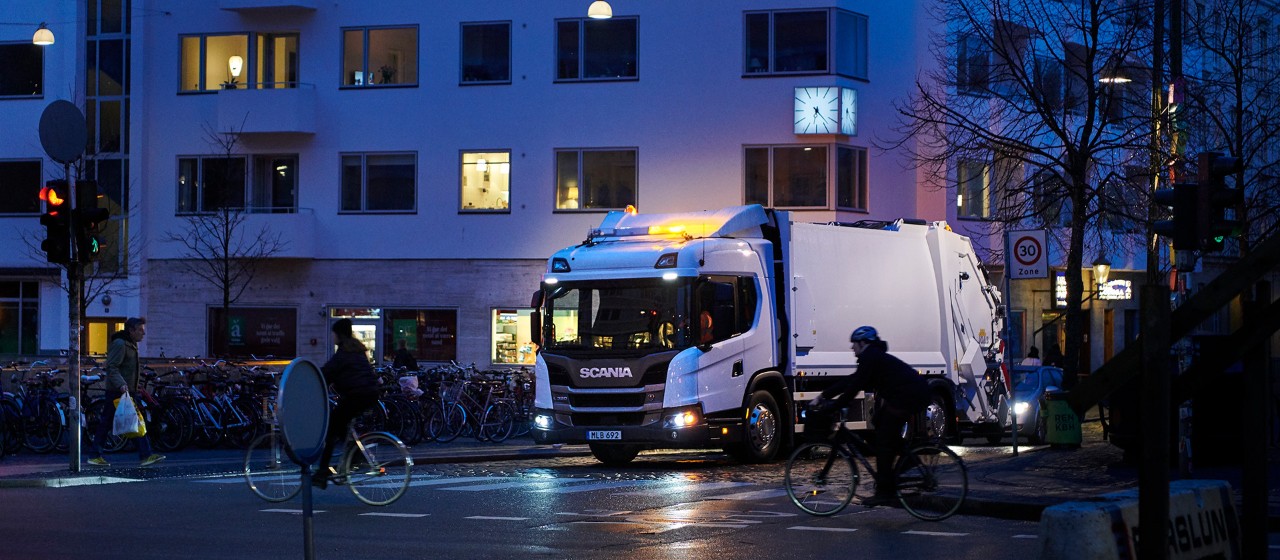  Sécurité routière pour tous les usagers de la route : des camions et des bus plus sûrs