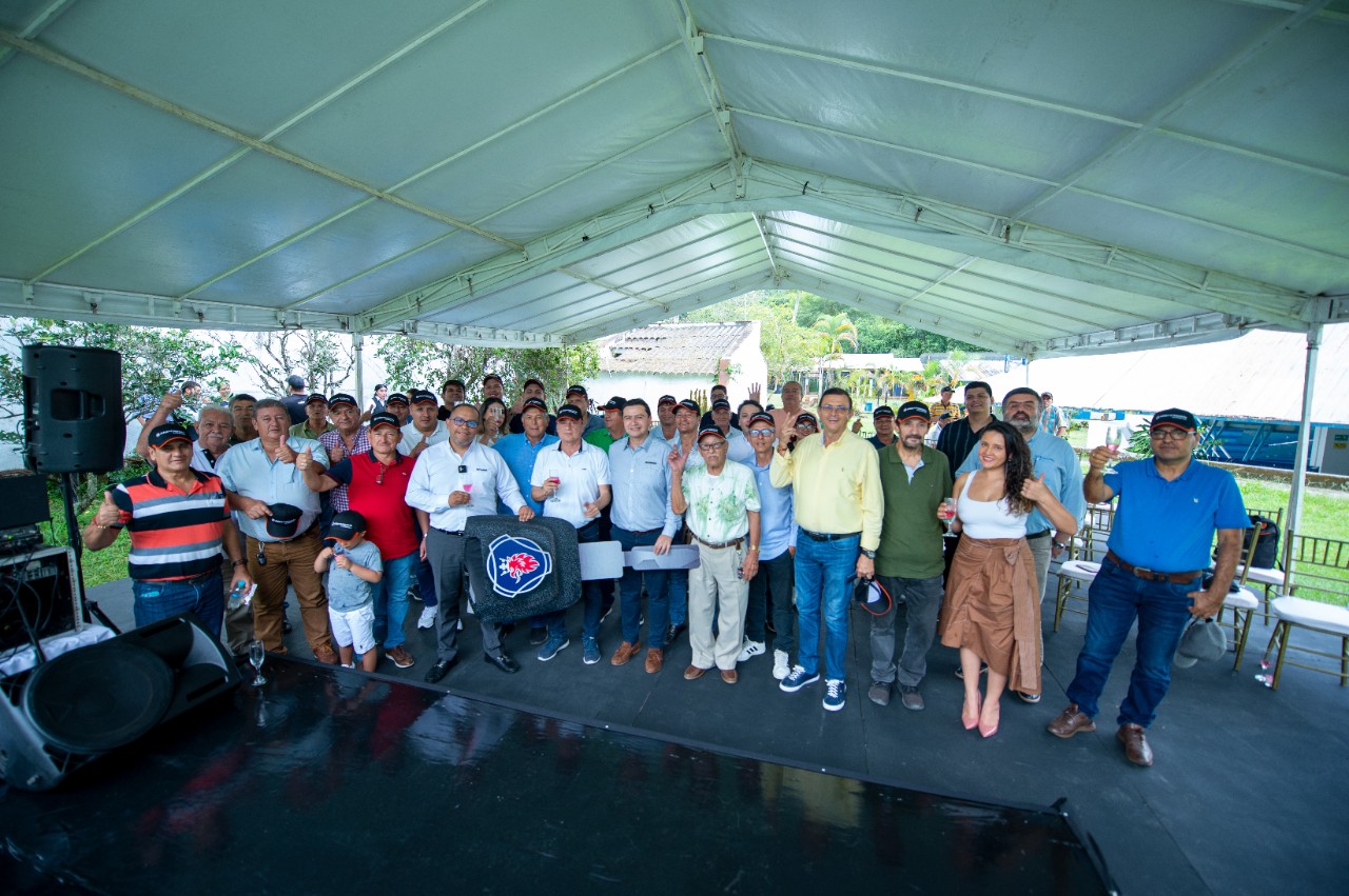 Entrega de 64 unidades a Copetran Ltda. 