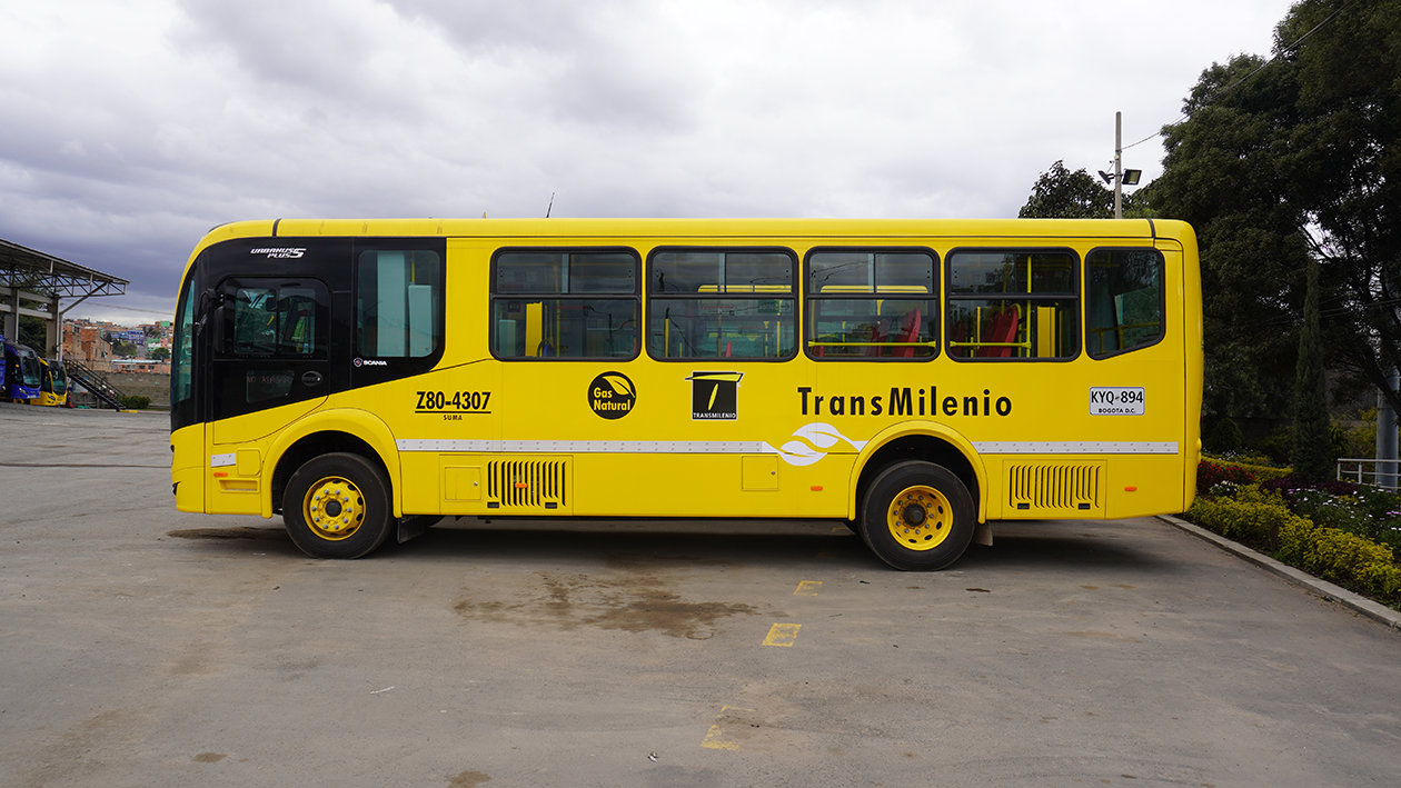 Busetón Scania 9 metros bus gas natural