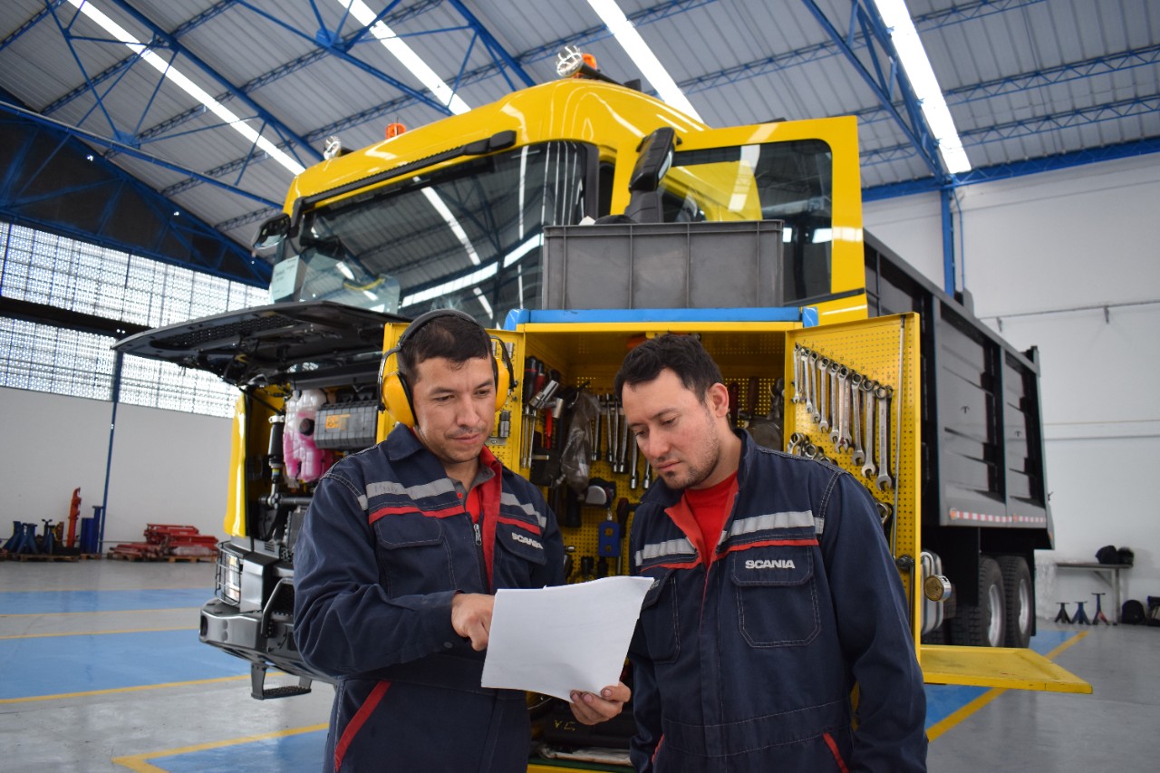 Tecnicos Scania Colombia
