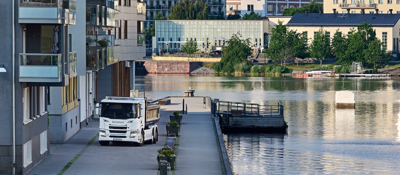 elektricky tahac scania pro spolecnost einride