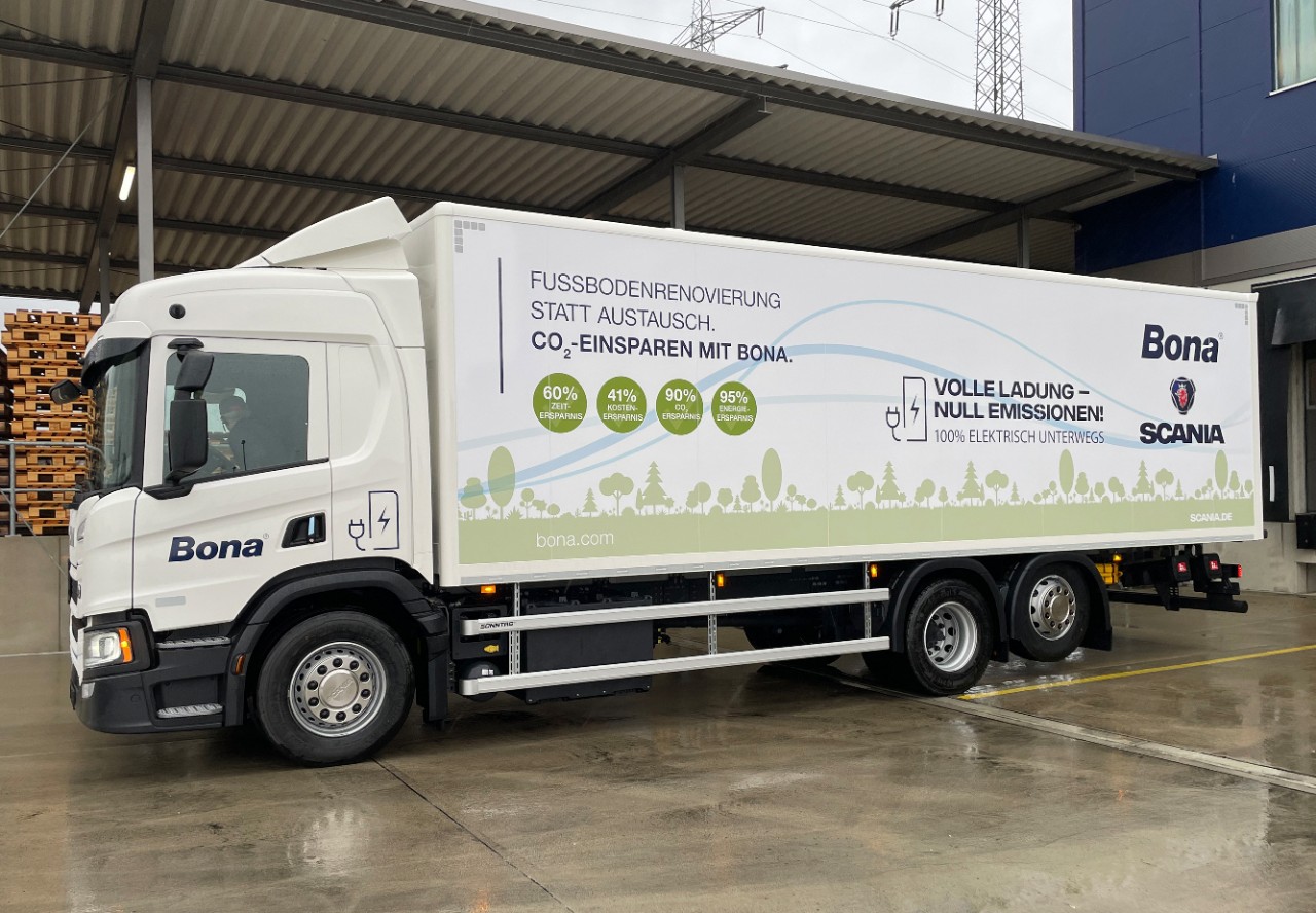 Erster Scania E-Lkw fährt emissionsfrei durch Limburg