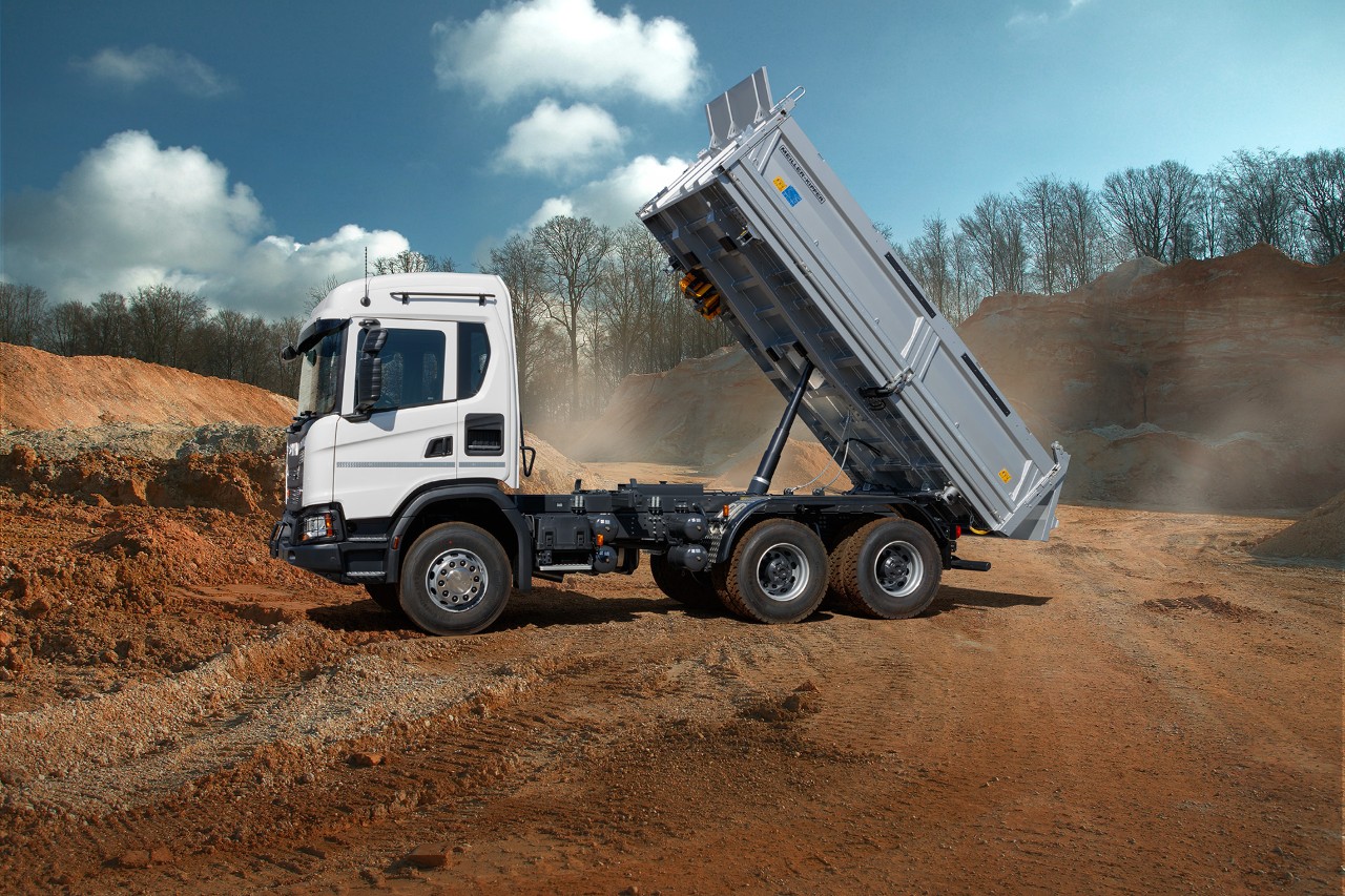 Absetz- und Abrollkipper von Scania