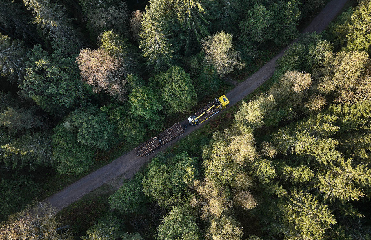 Scania 45 R BEV 6x4 Highline Timber transport