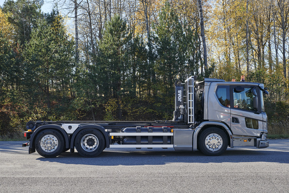 Scania L 340 6x2 med Scanias konceptløsning på kroghejs fra JOAB.