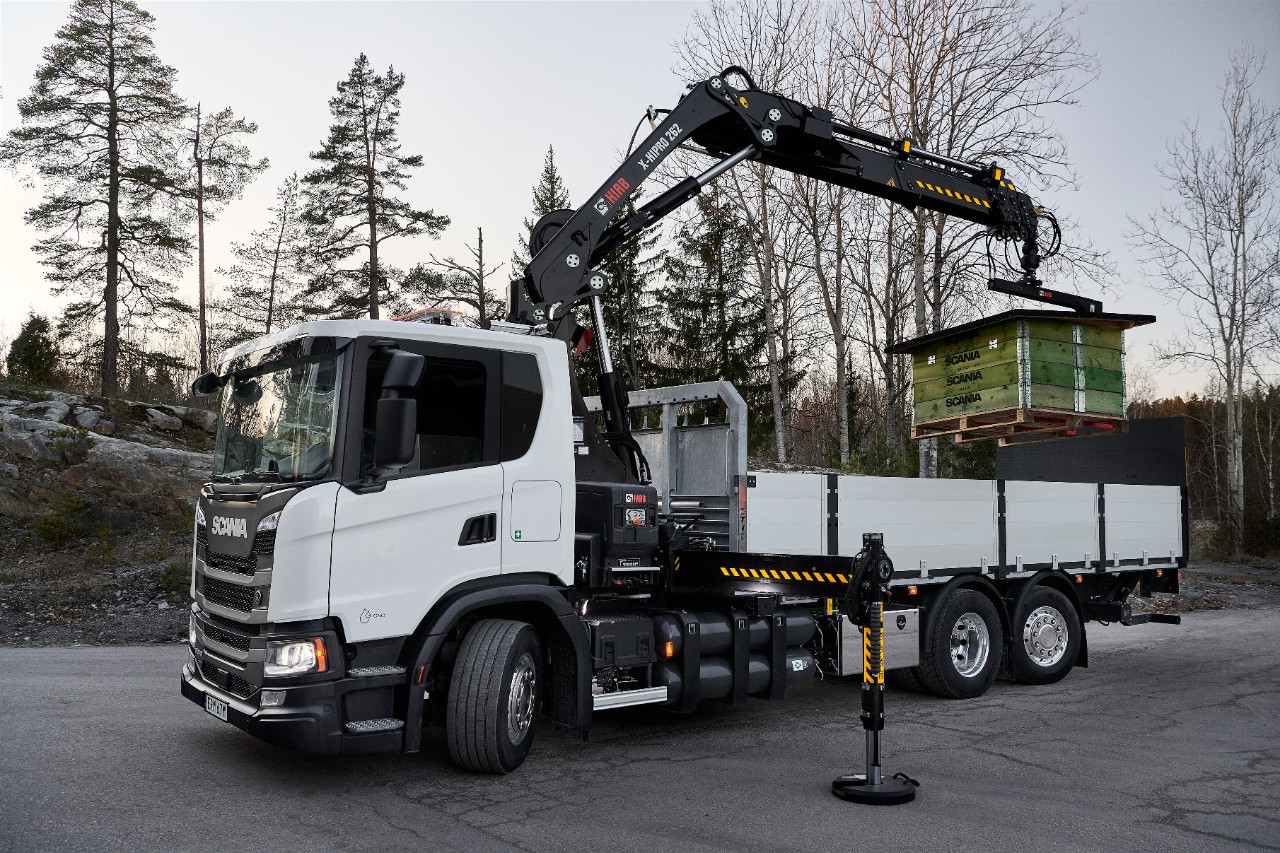 Scania forvogn med kran eller hejselad