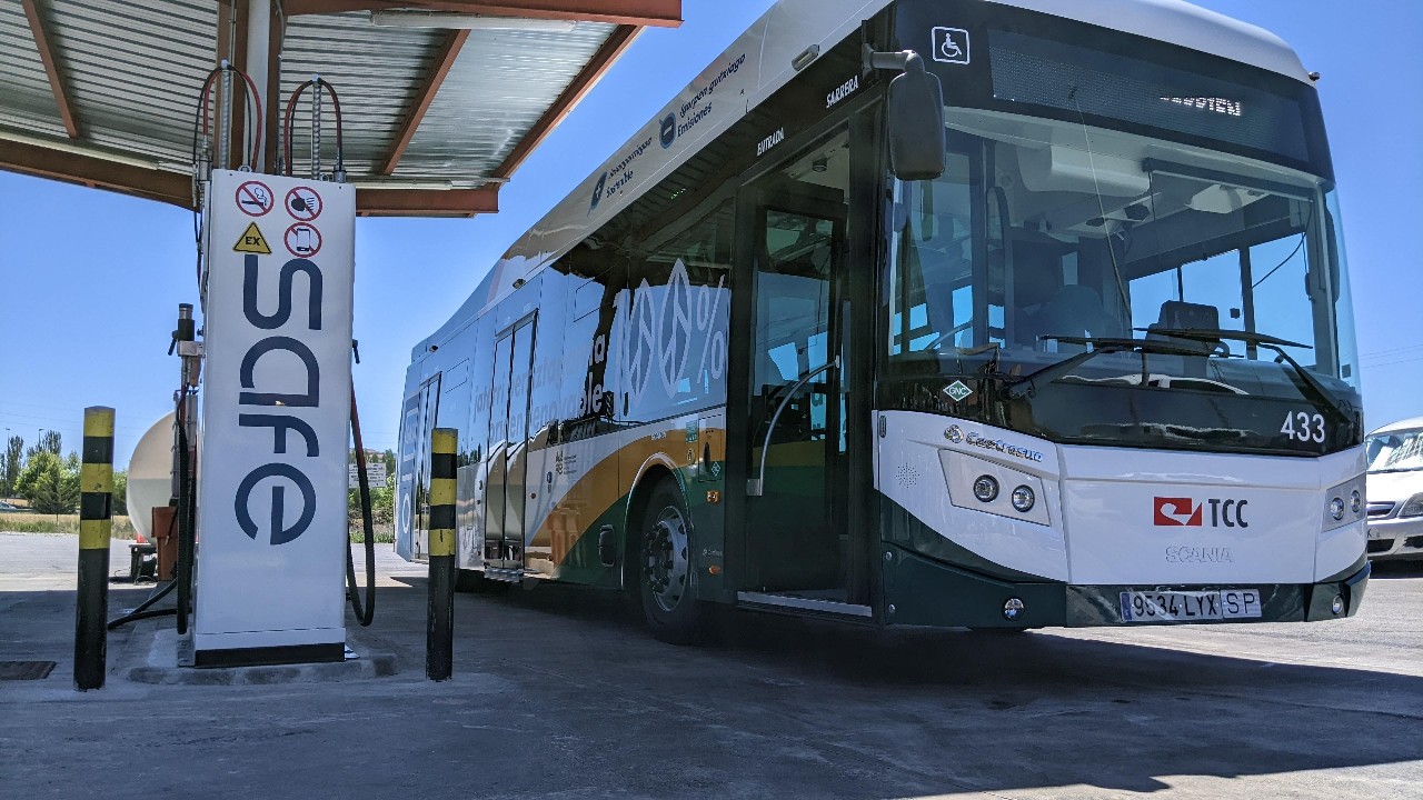 Moventis TCC Pamplona adquiere 13 buses Scania propulsados por biometano 