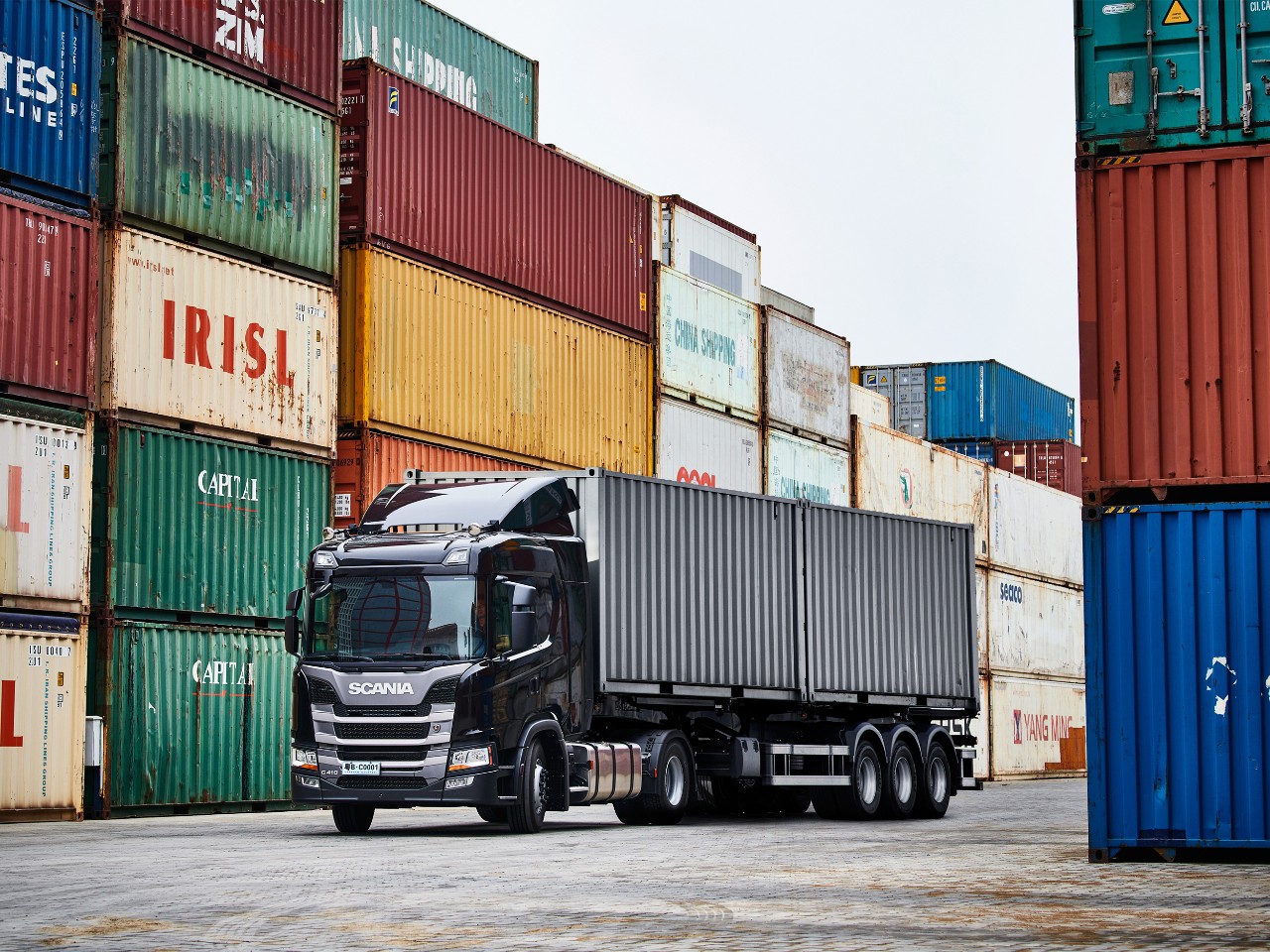  Transporte de contenedores de envío