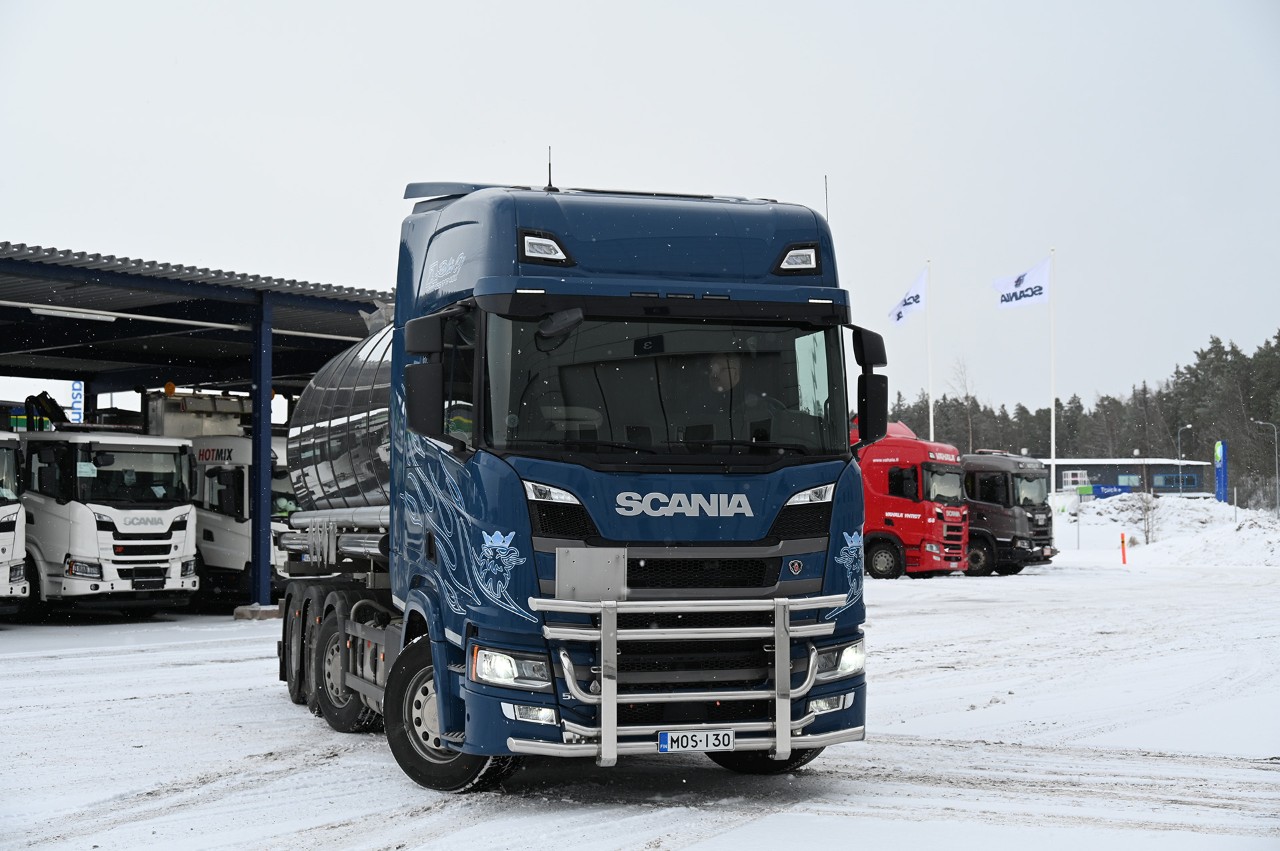 Scania Super polttoainetalous