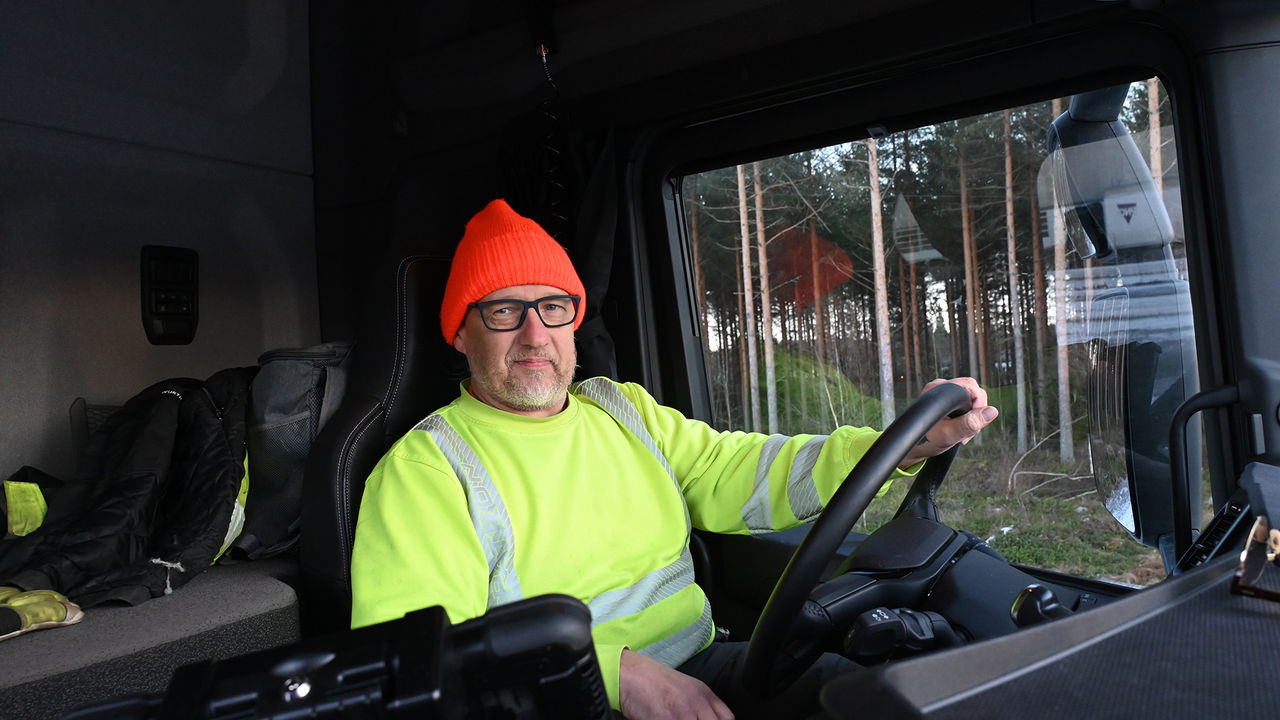 Sami Natrin mielestä uusi kaasuauto on kulkenut hyvin ja hiljaisesti.
