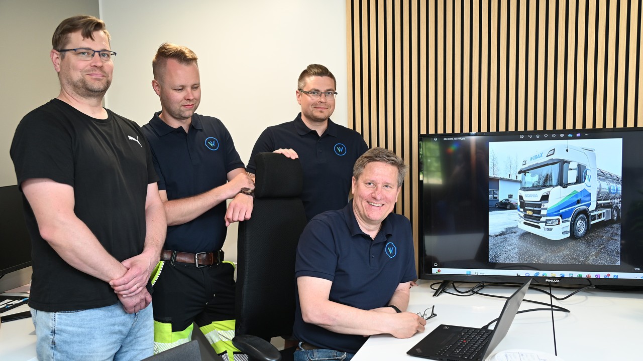 My Scania on webpohjainen digitaalinen alusta, joka saa tietonsa ajoneuvoihin hankitun FMS-palvelun eli Kontrollipaketin kautta.