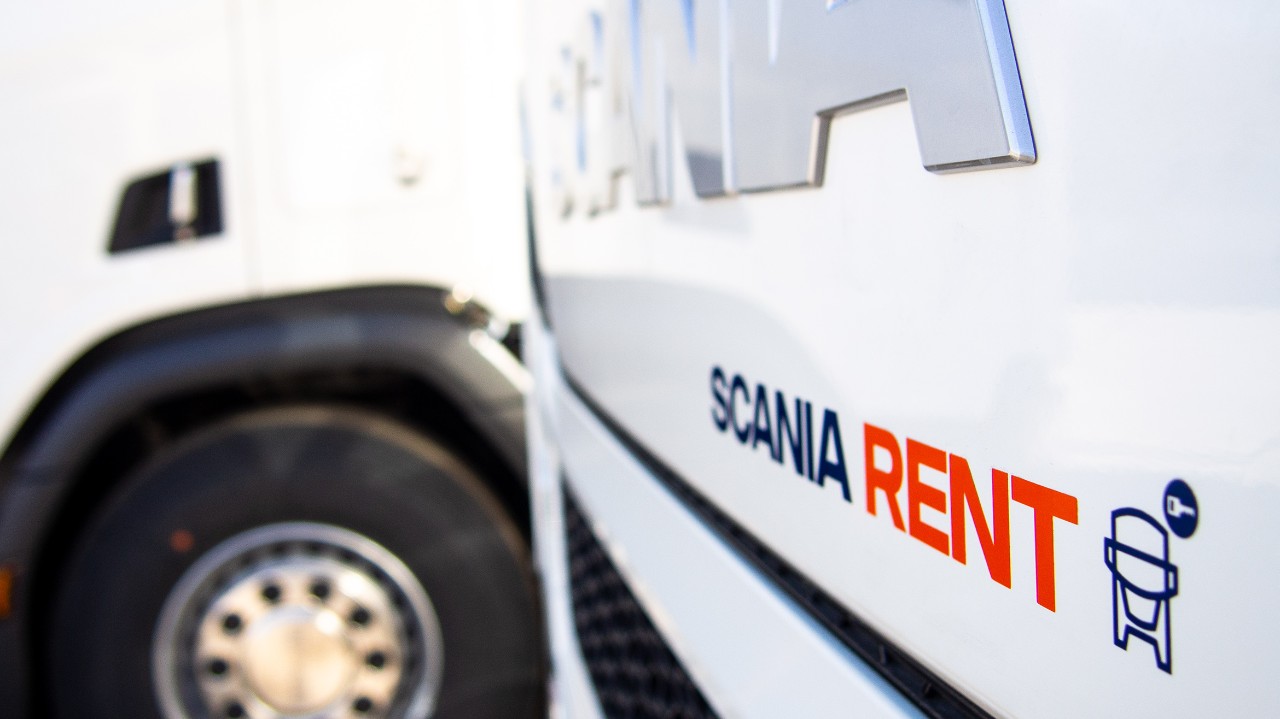 Kuorma-autollesi sijaisauto premium-varustelluista Scanioista