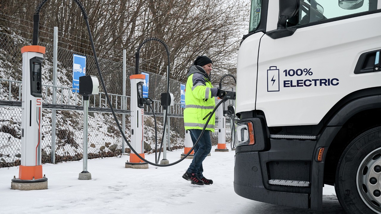 Scanian sähkökuorma-auto ja -linja-auto