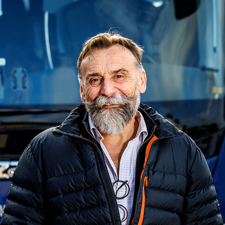 Franck Prévault, chef de région ventes autocars chez Scania France