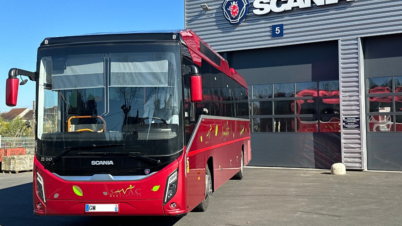 Scania livre ses premiers cars scolaires Fencer en Île-de-France