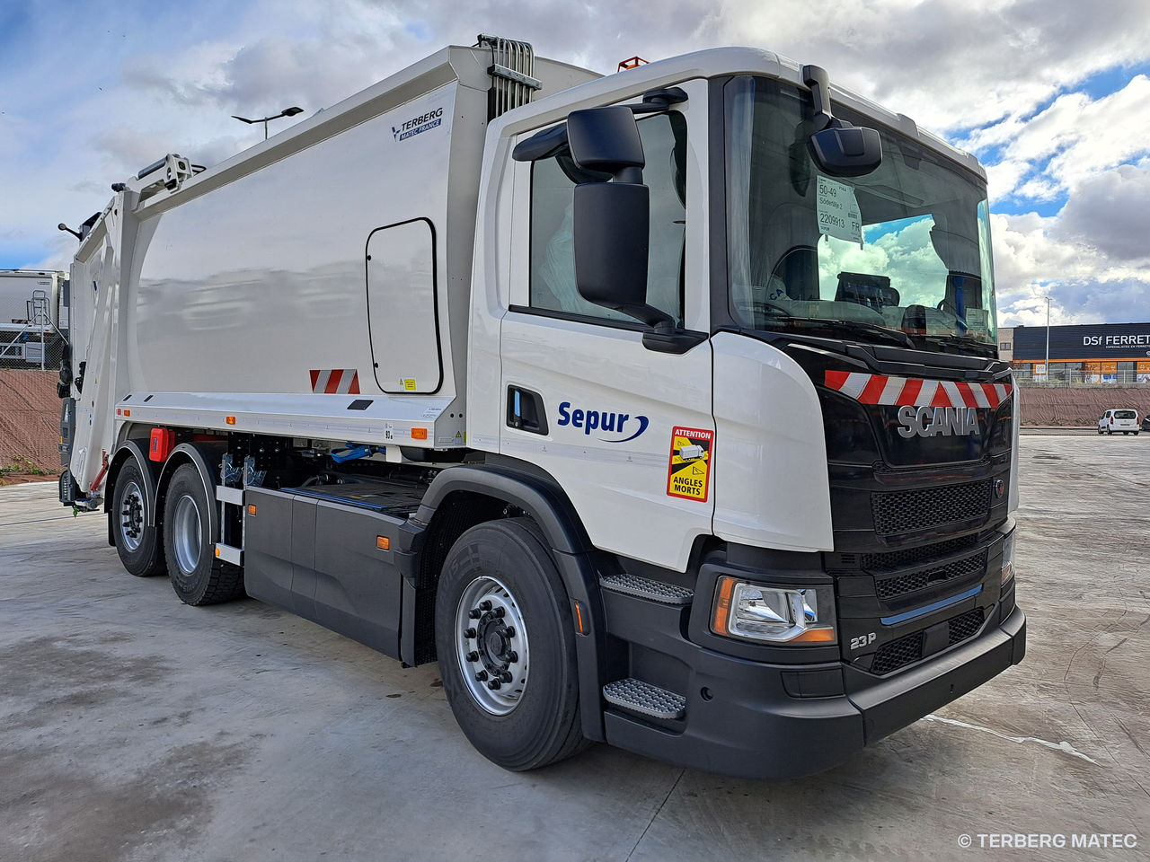 Scania France livre 41 BOM électriques à Sepur