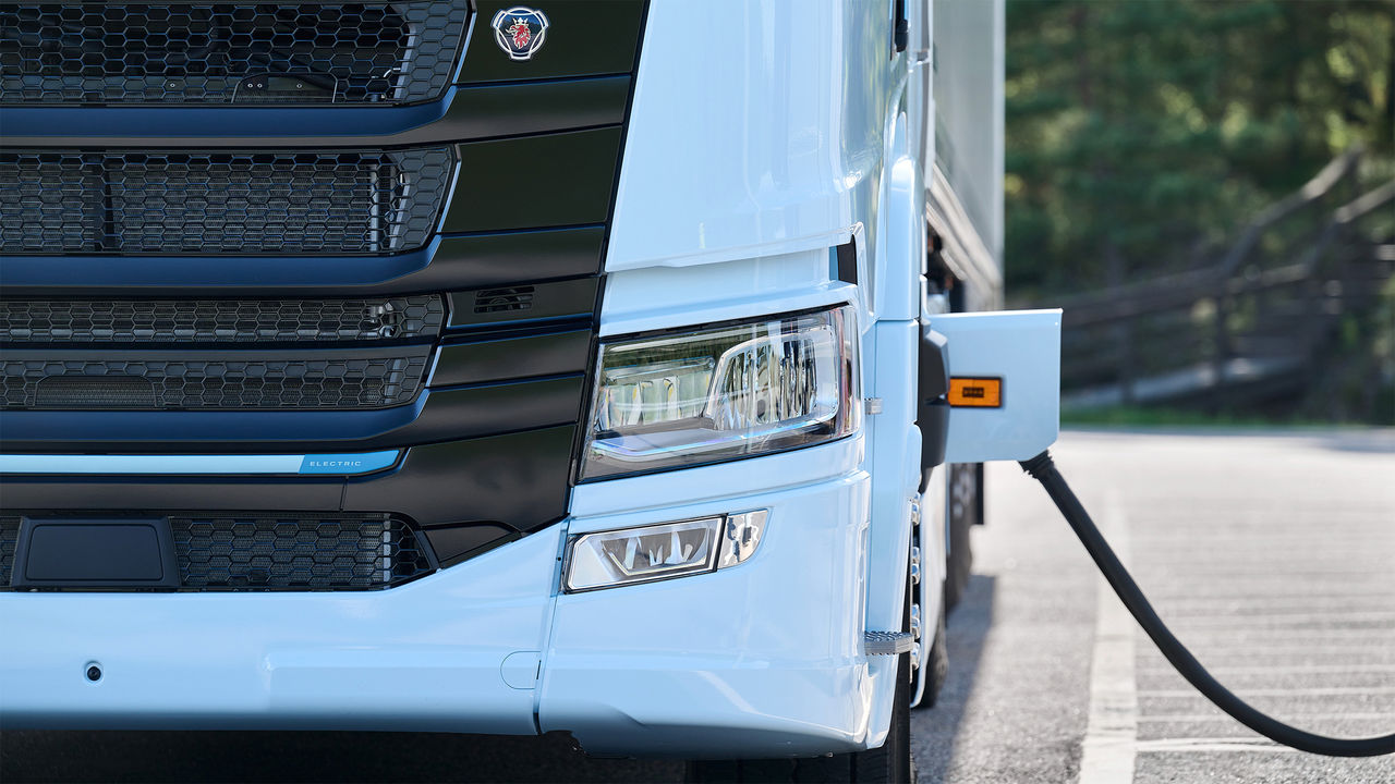 Scania prêt pour la solution de recharge rapide MCS