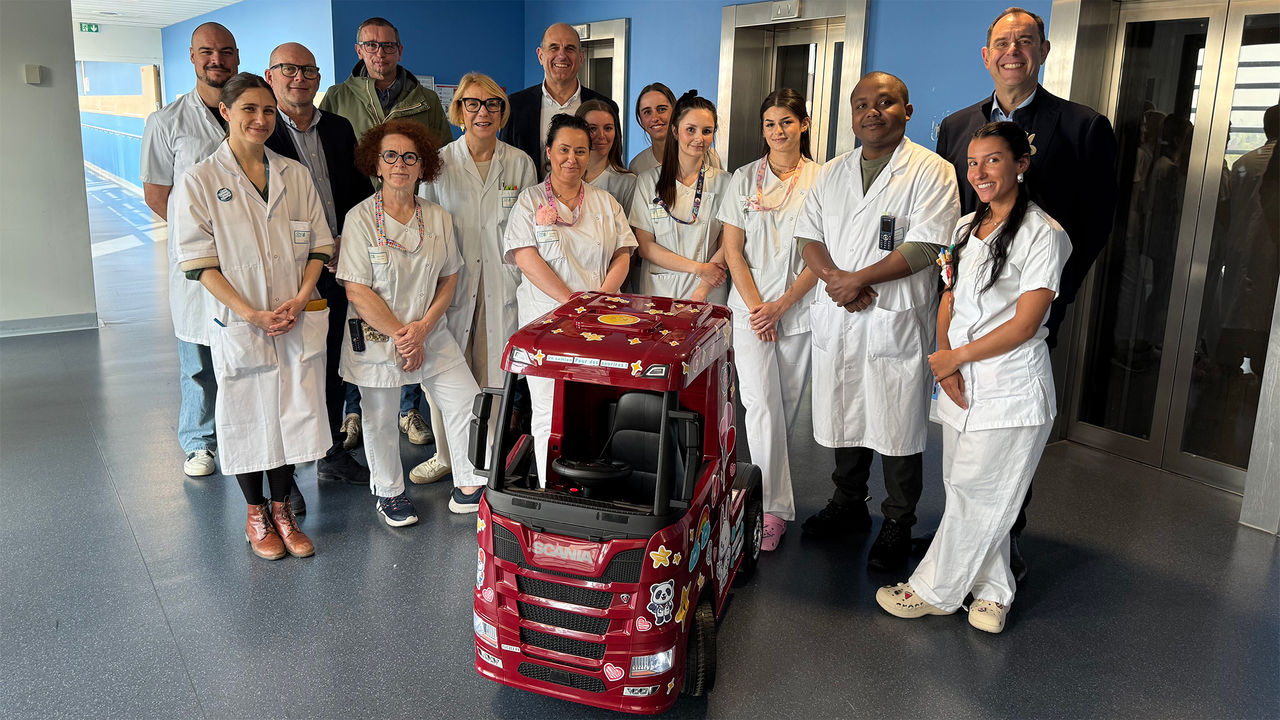 Remise des clés des « Camions pour des sourires » au sein du CHU d’Amiens-Picardie (80)