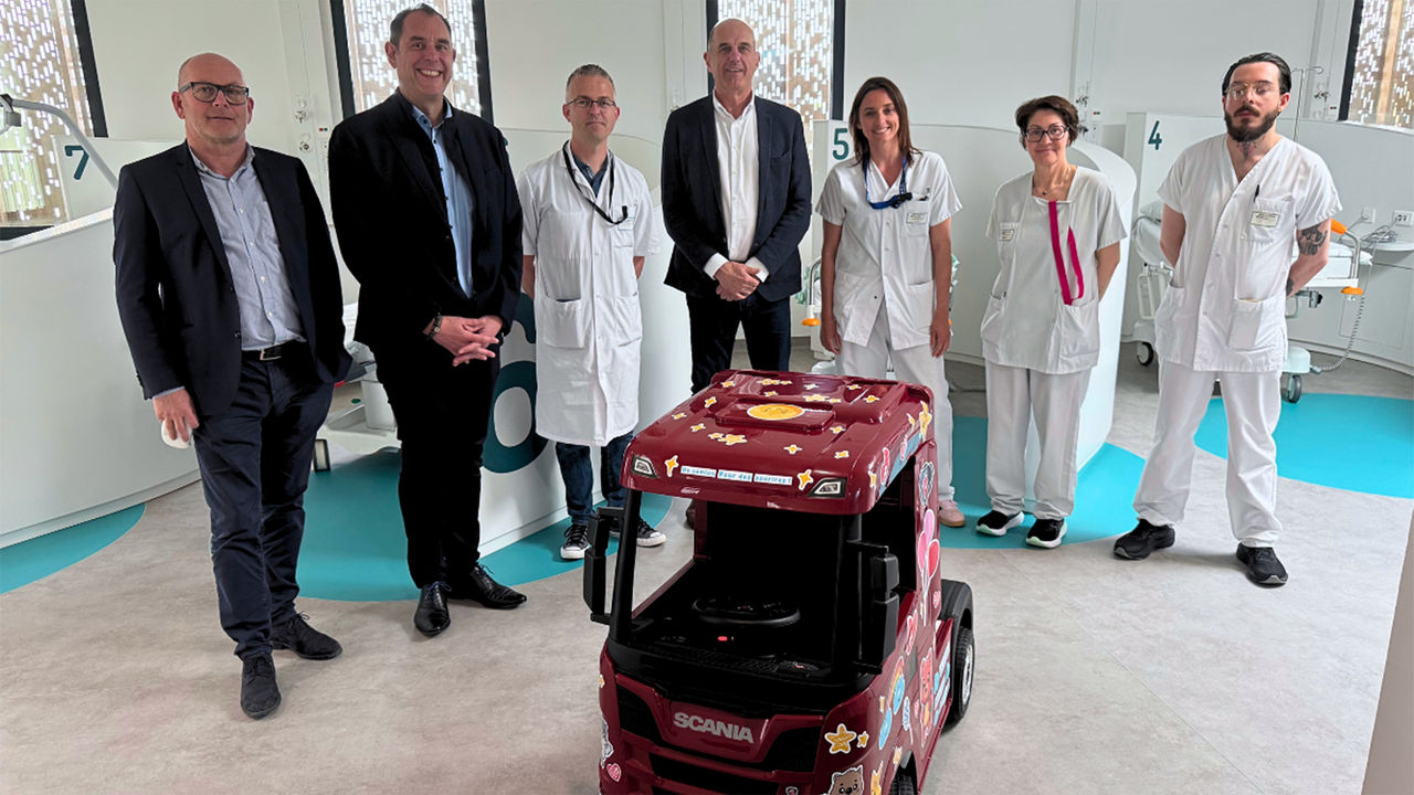 Remise des clés des « Camions pour des sourires » au sein du Centre hospitalier intercommunal Compiègne-Noyon