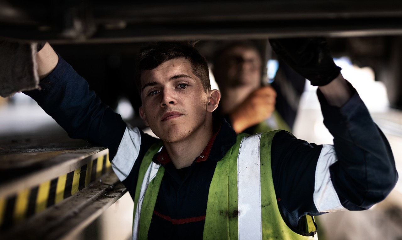 Scania France recrute
