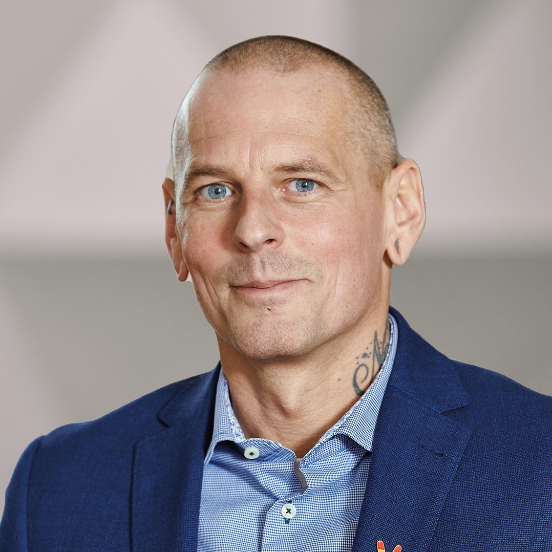  Michael Lyngsie, Representative of the Swedish Metal Workers' Union at Scania. Member of the Board of Directors since 2018.