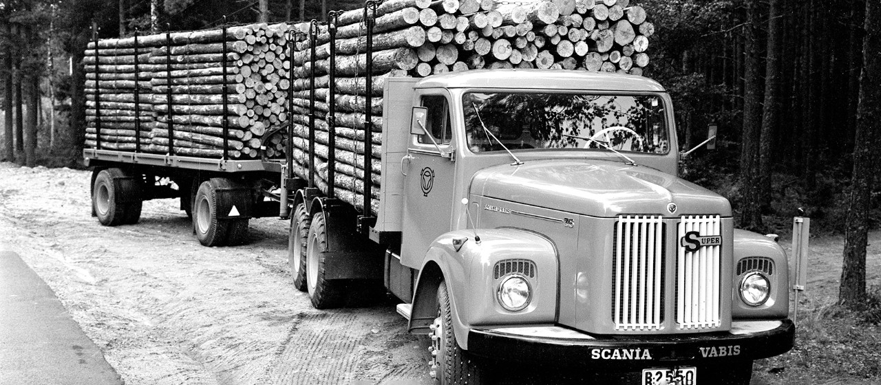 1961: Introduction of Super-charged truck engine DS10