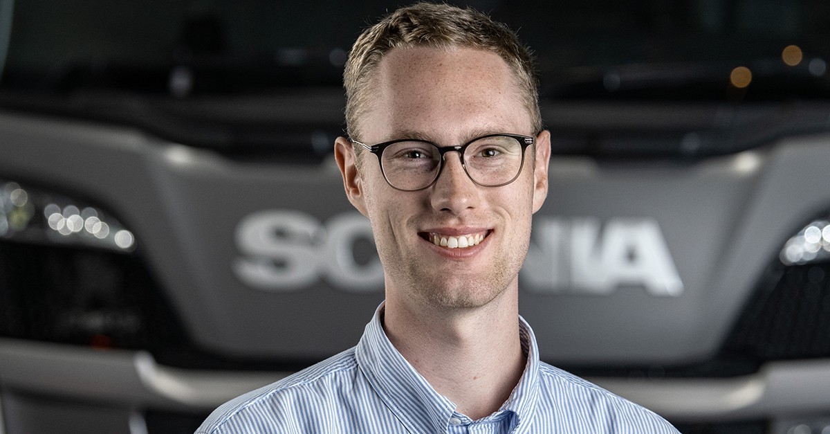Niklas develops important connections