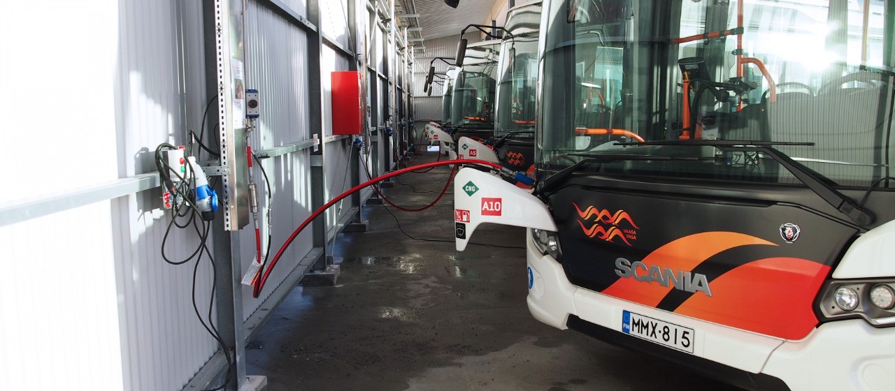 Driving biogas-fuelled public transport 
