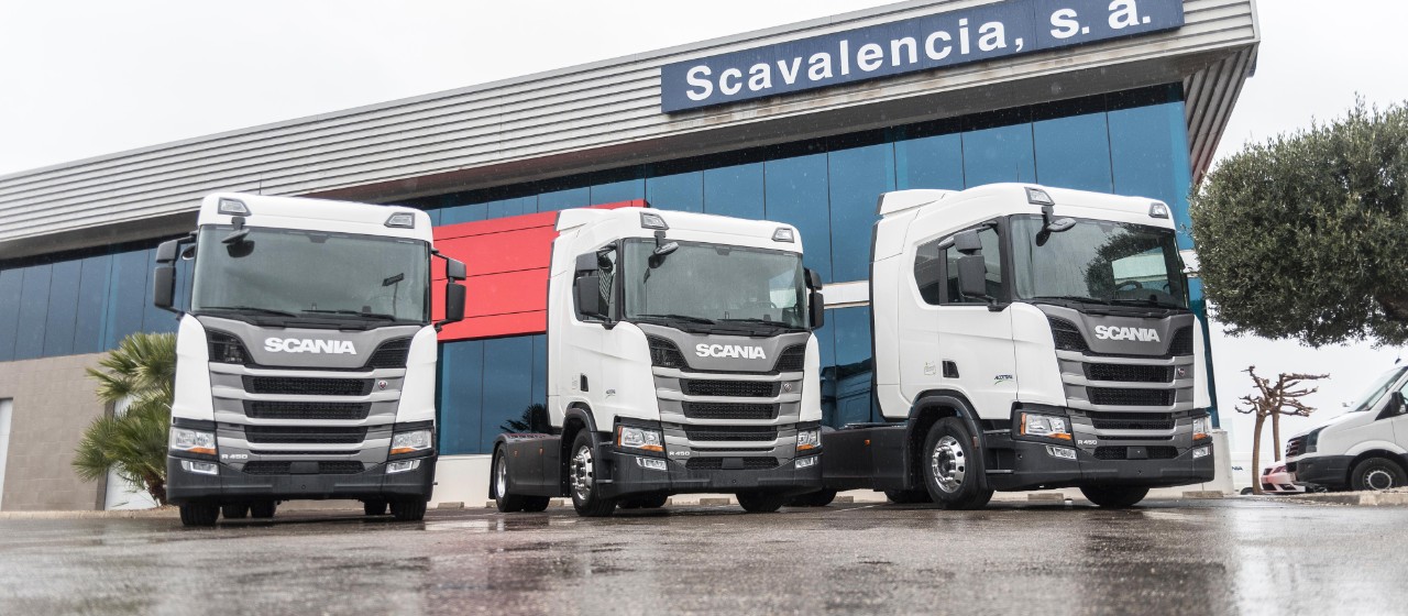 Scania and Acotral start real-life platooning in Spain