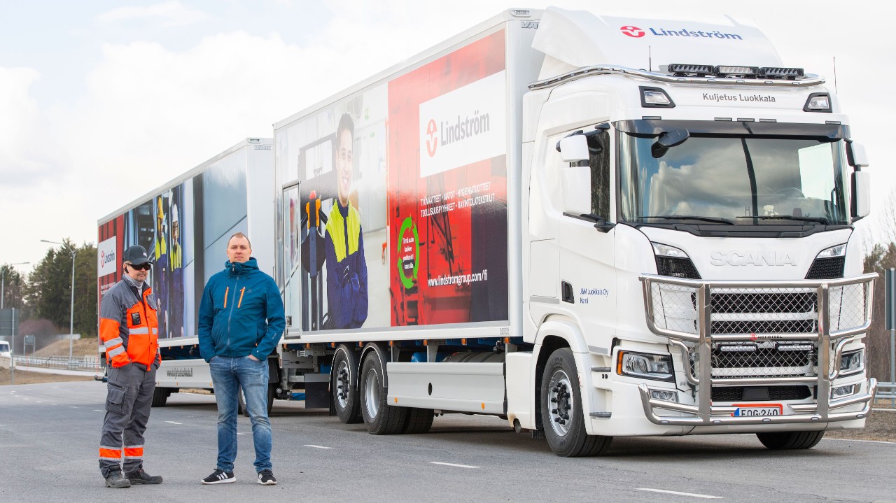 Longest truck drives 1,000 km daily – on liquefied gas