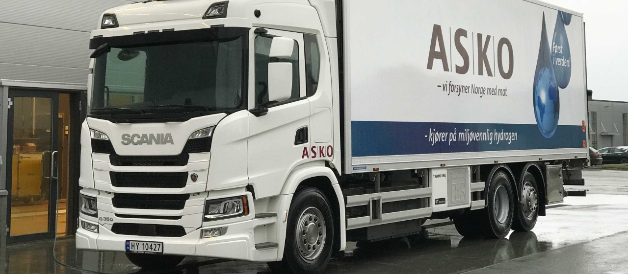 Norwegian wholesaler ASKO puts hydrogen powered fuel cell electric Scania trucks on the road