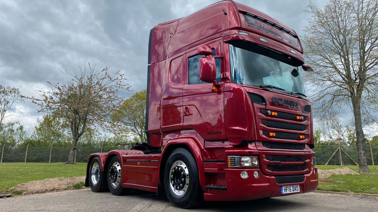 Used Scania truck the perfect choice for Simon