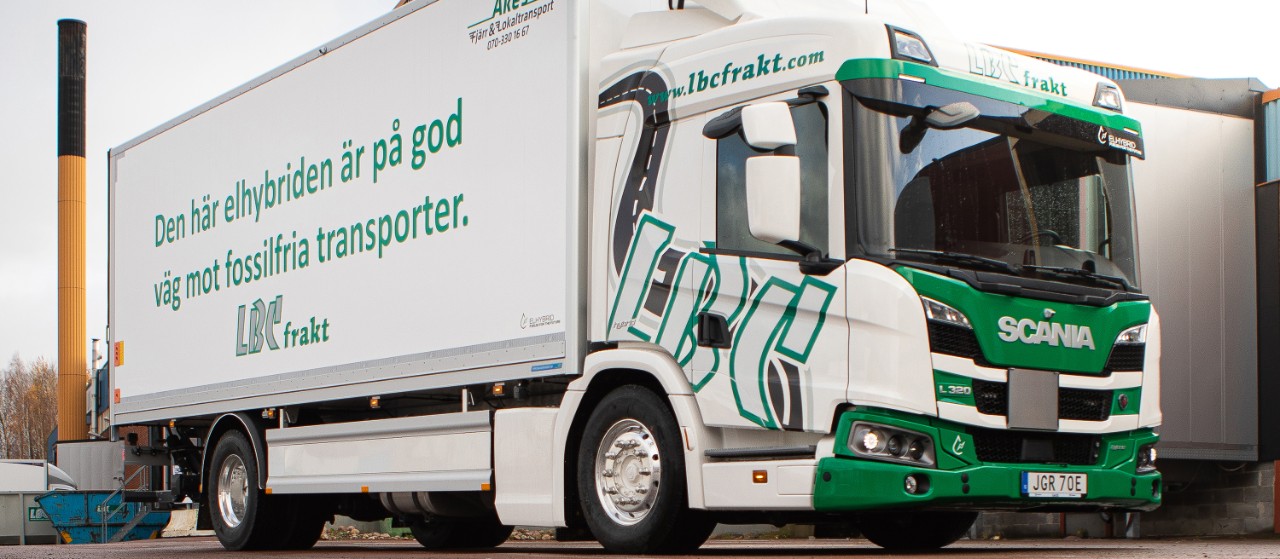 Clean and smooth deliveries with Scania L 320 plug-in hybrid