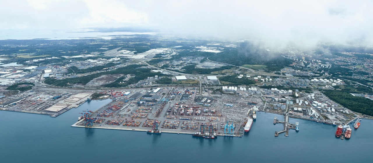Scania joins forces with other transport giants to make Scandinavia’s largest port fossil-free