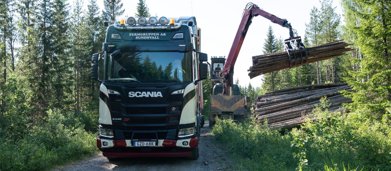 Field testing the new Scania 560 R XT