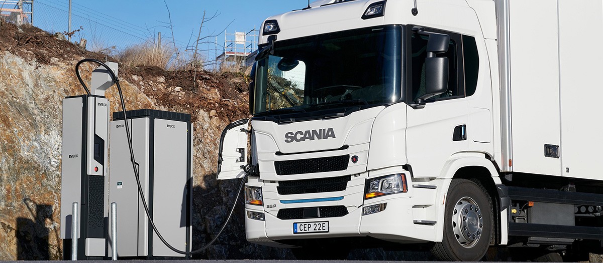 Scania 投資於電瓶組裝工廠