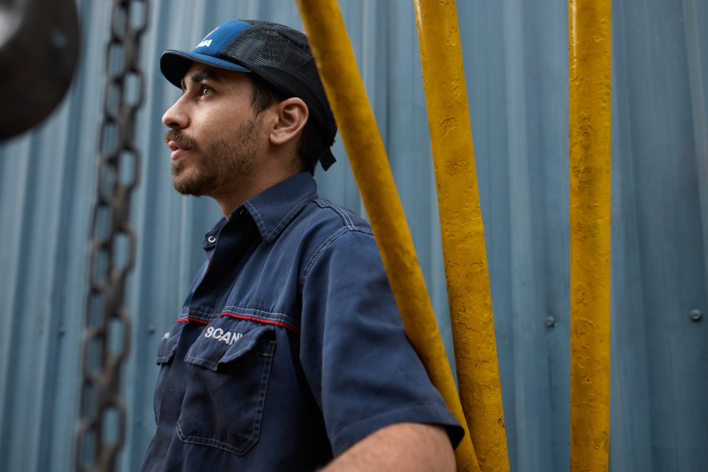 Scania employee