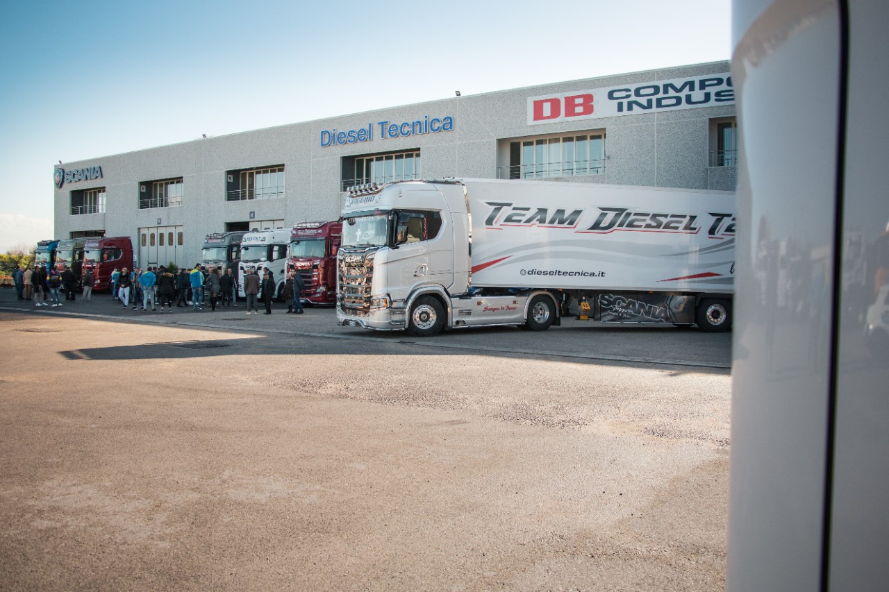 Inaugurata a Napoli la nuova sede di Diesel Tecnica: il Team Spolzino si conferma un fornitore d’eccellenza di soluzioni e servizi Scania