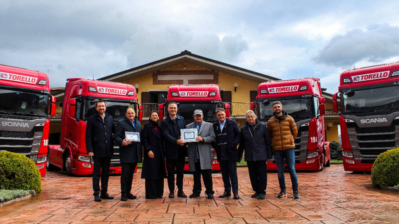 Officina Scania dei tecni del futuro