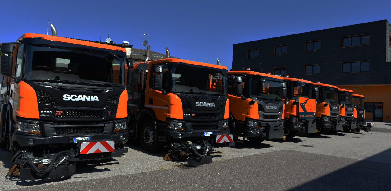 L'Alto Adige rinnova il parco mezzi per il Servizio Strade con 7 veicoli Scania di nuova generazione