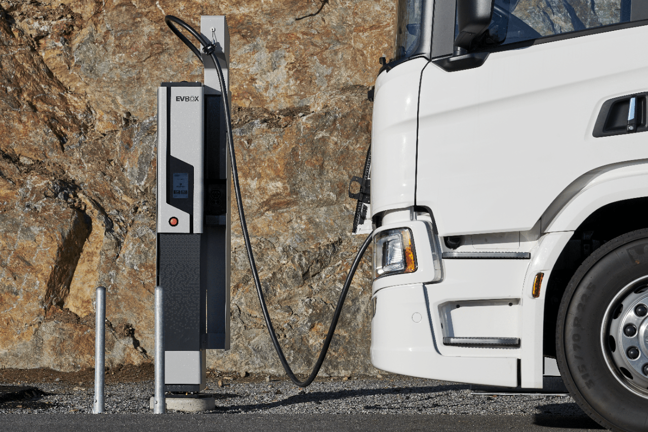 Raccolta rifiuti green a Copenaghen grazie ai veicoli elettrici Scania