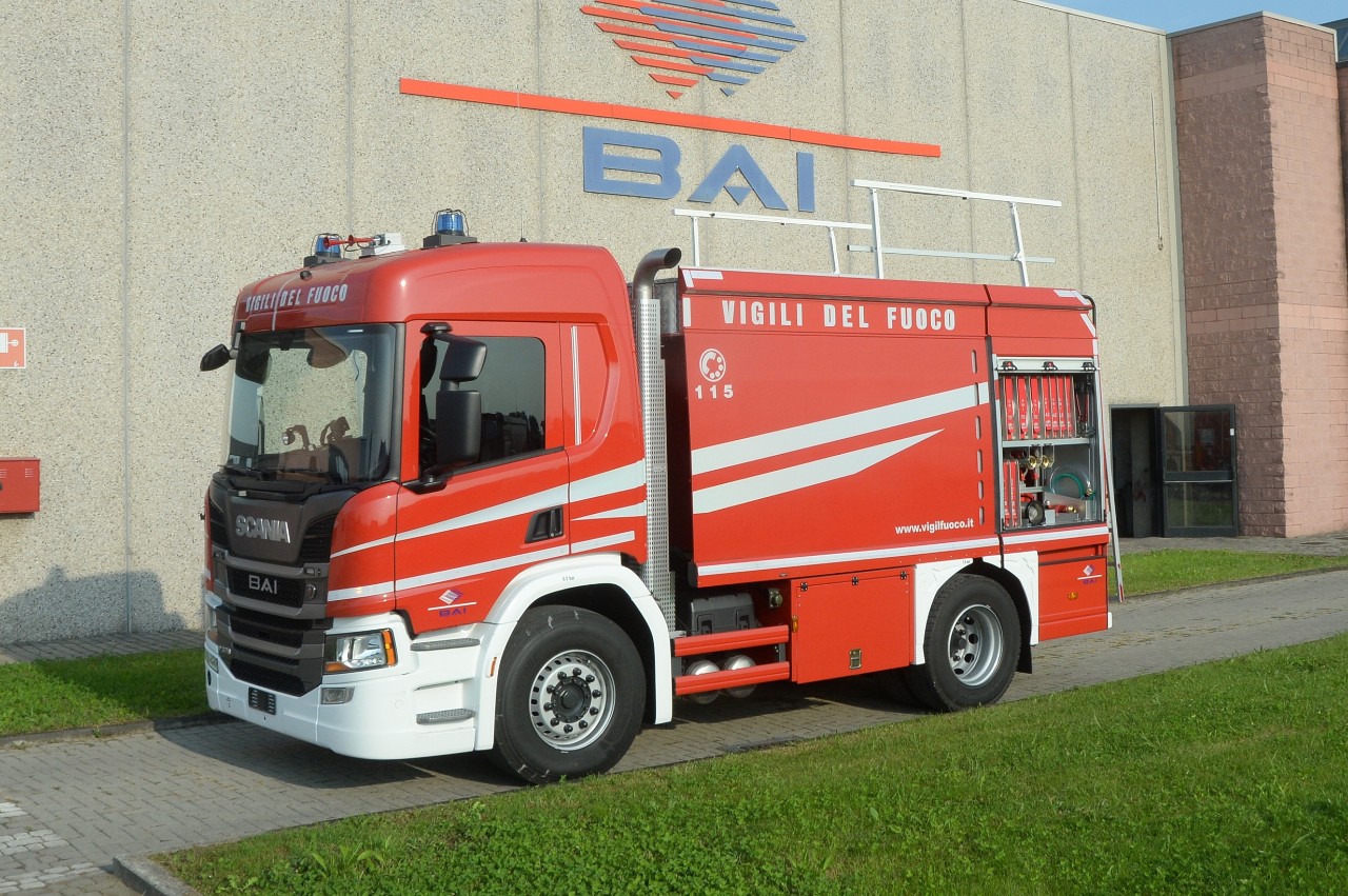 Scania e BAI: in consegna al Corpo Nazionale dei Vigili del fuoco 60 nuovi veicoli antincendio