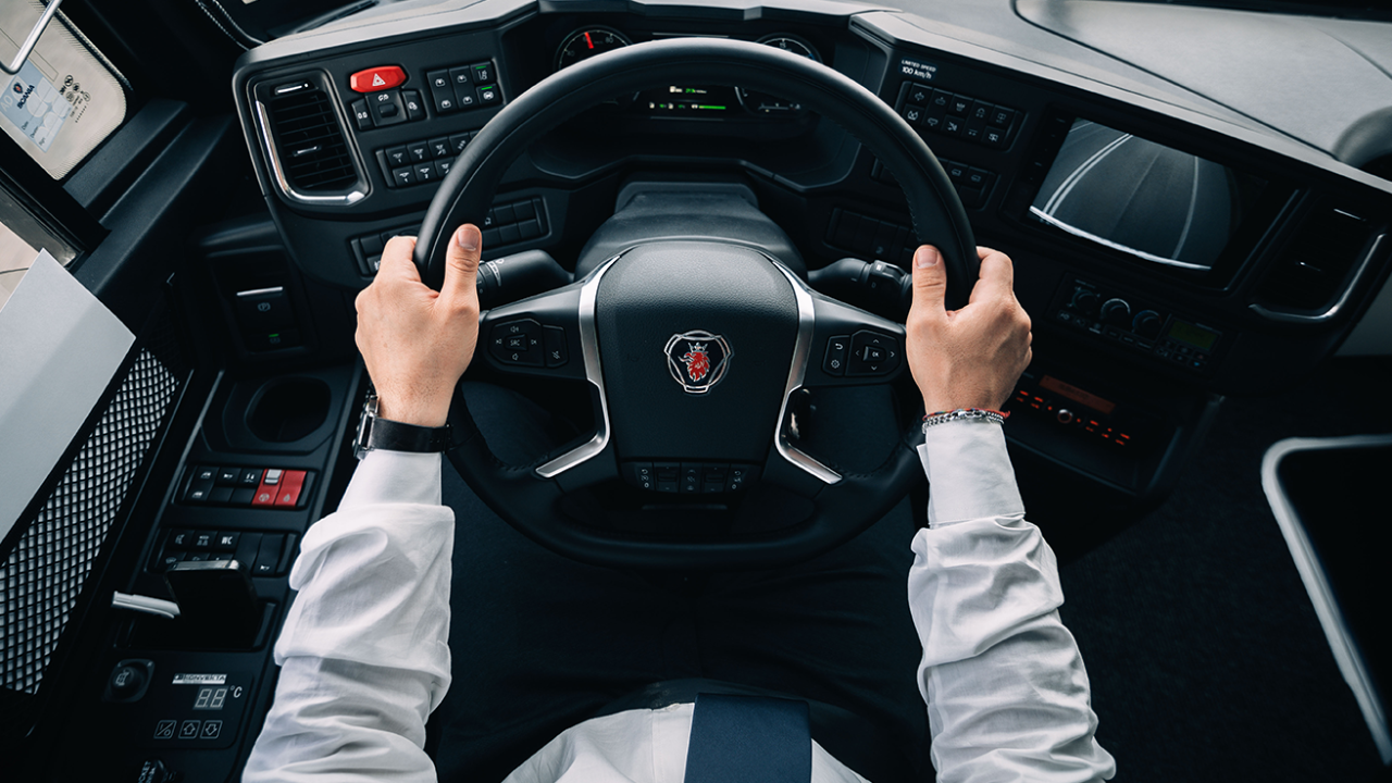 Scania Touring - grazie per averci scritto